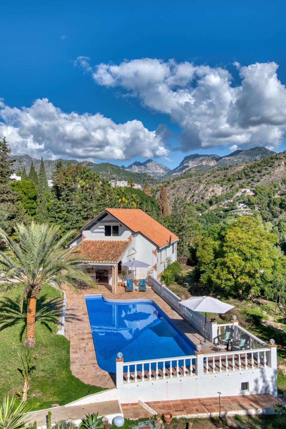 Villa Morera Bed & Breakfast フリヒリアナ エクステリア 写真