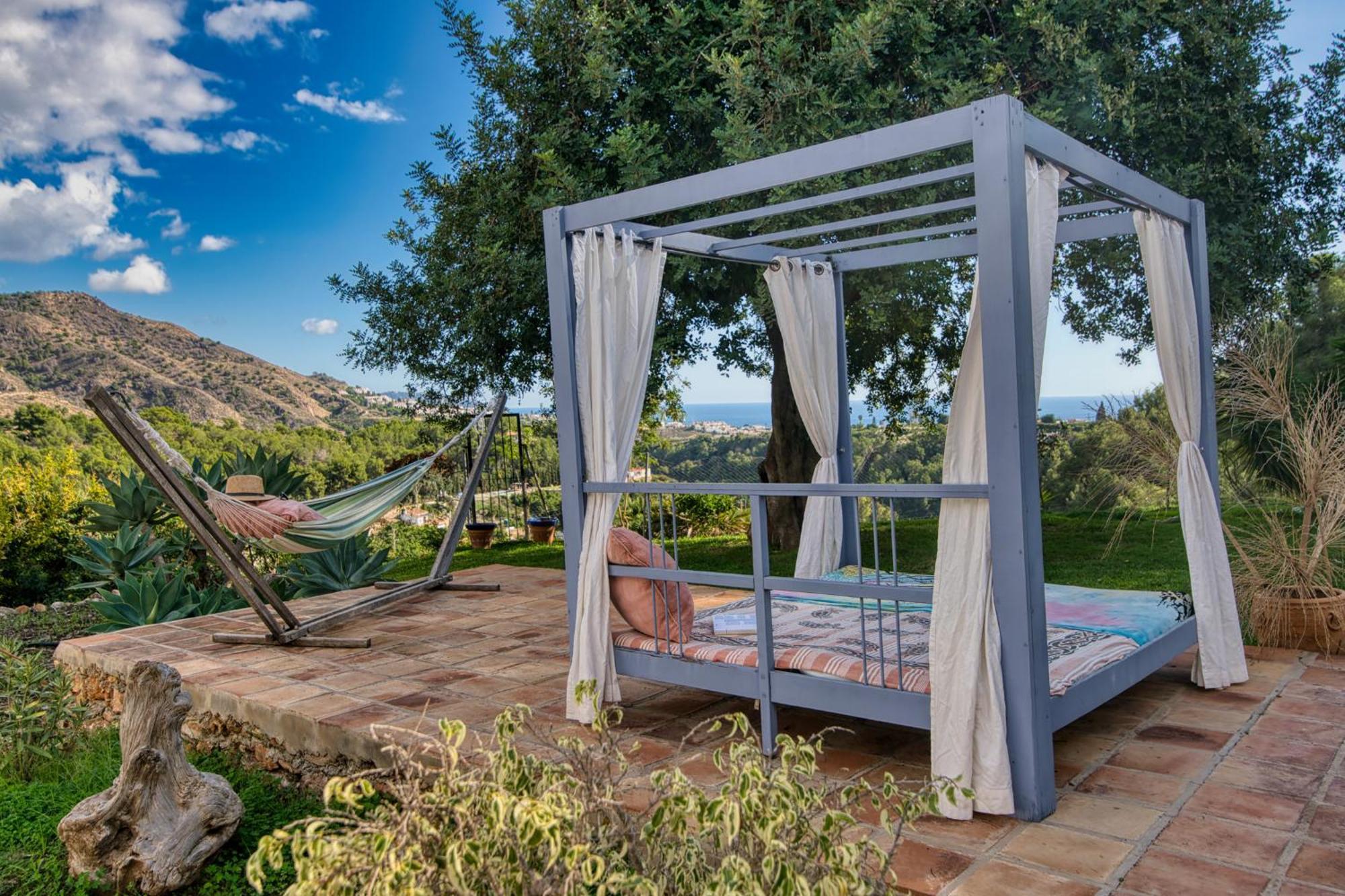 Villa Morera Bed & Breakfast フリヒリアナ エクステリア 写真