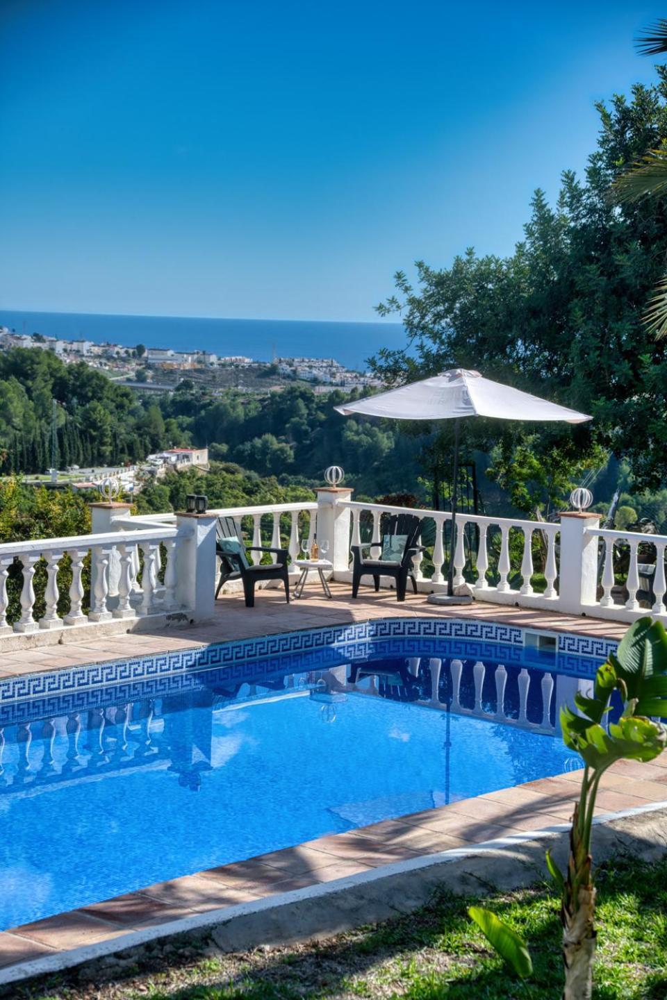 Villa Morera Bed & Breakfast フリヒリアナ エクステリア 写真