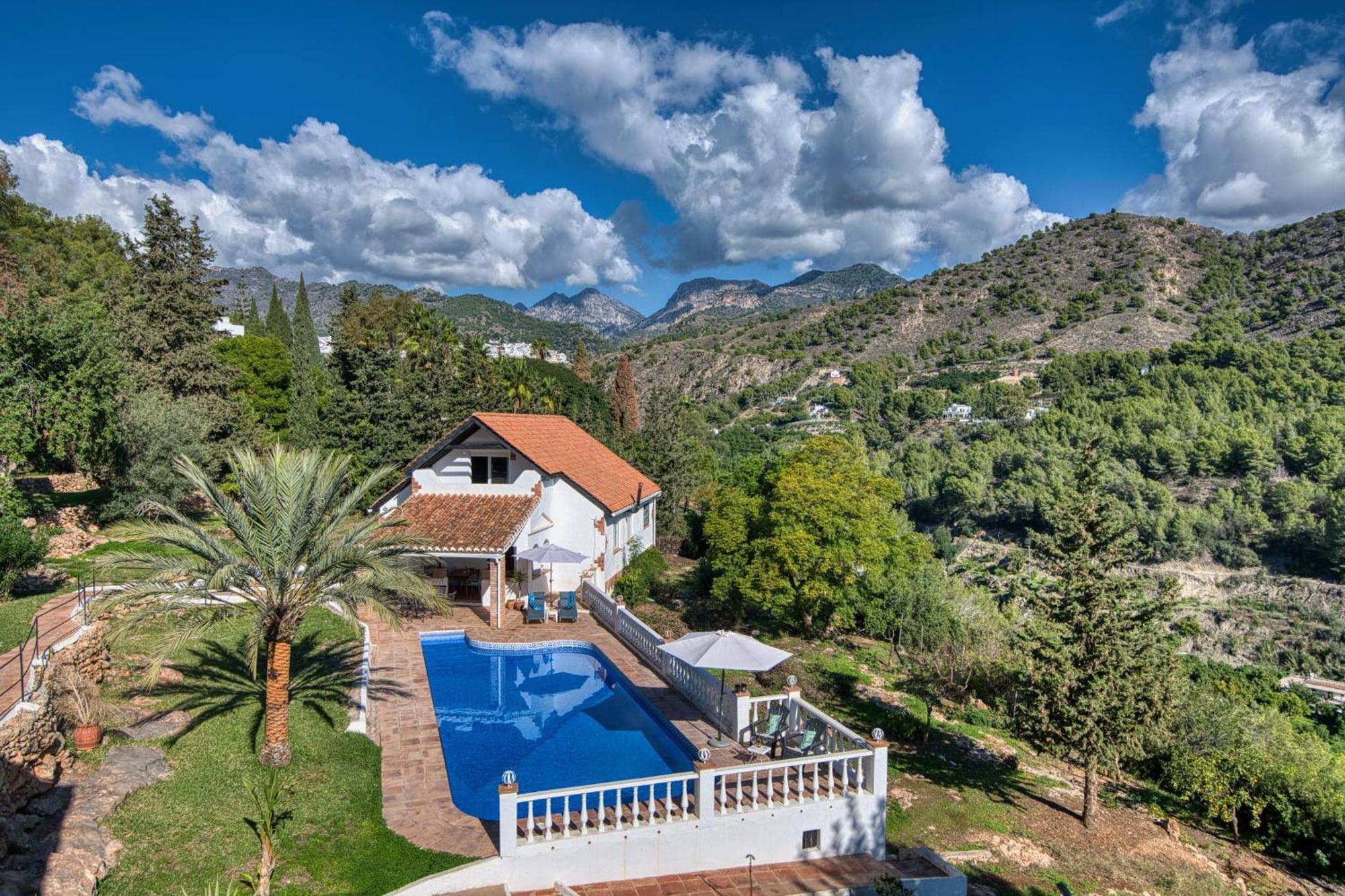 Villa Morera Bed & Breakfast フリヒリアナ エクステリア 写真